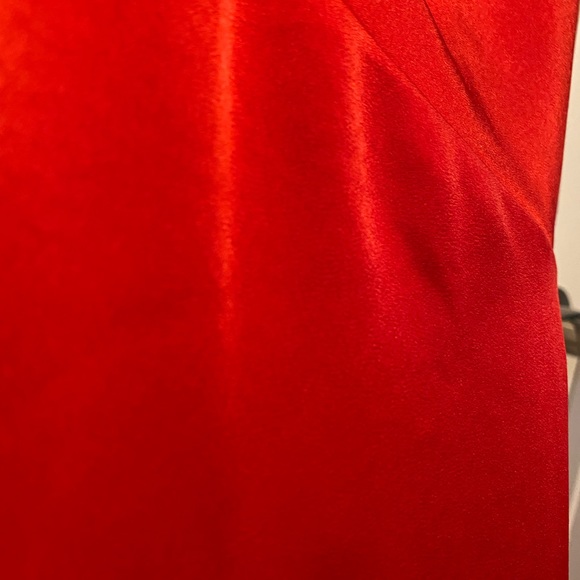 Red satin dress - Picture 6 of 6
